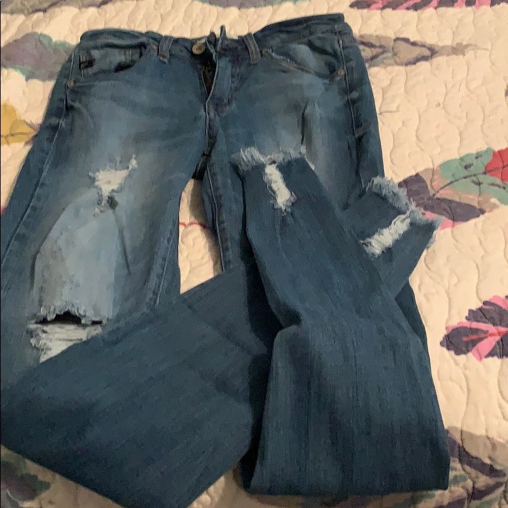 Light blue Jean distressed KanCan stretch